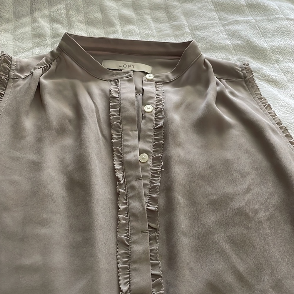 Ann Taylor LOFT sleeveless top XS